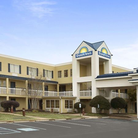 Days Inn By Wyndham Chattanooga/Hamilton Place Eksteriør bilde