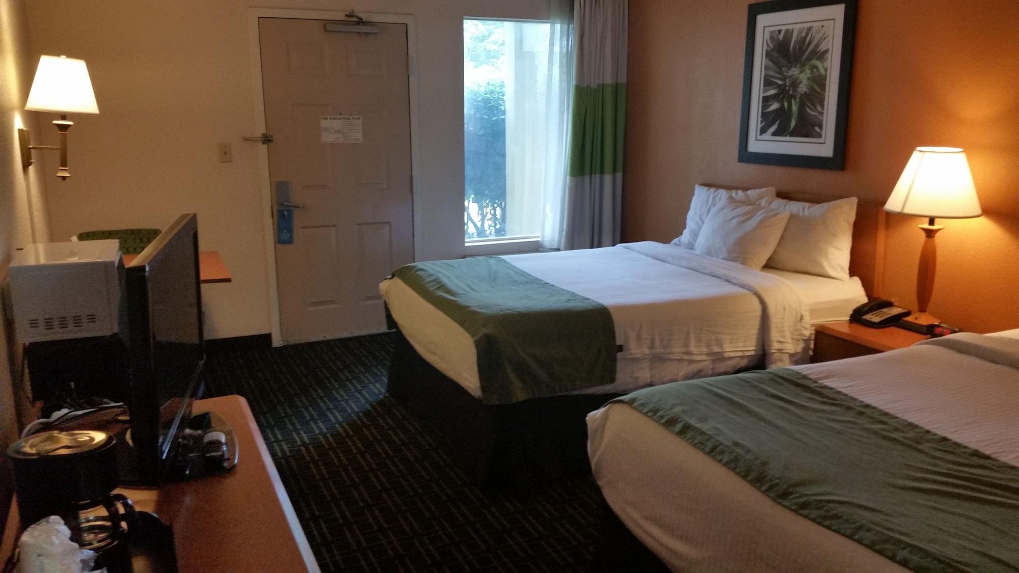 Days Inn By Wyndham Chattanooga/Hamilton Place Eksteriør bilde