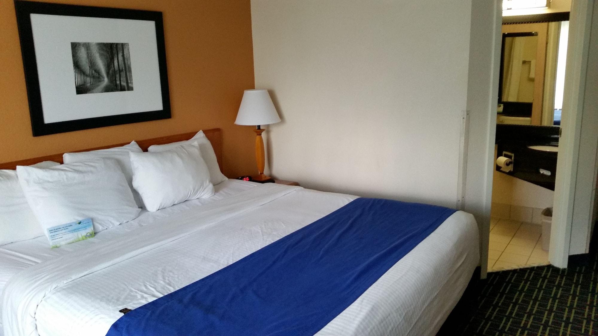 Days Inn By Wyndham Chattanooga/Hamilton Place Eksteriør bilde