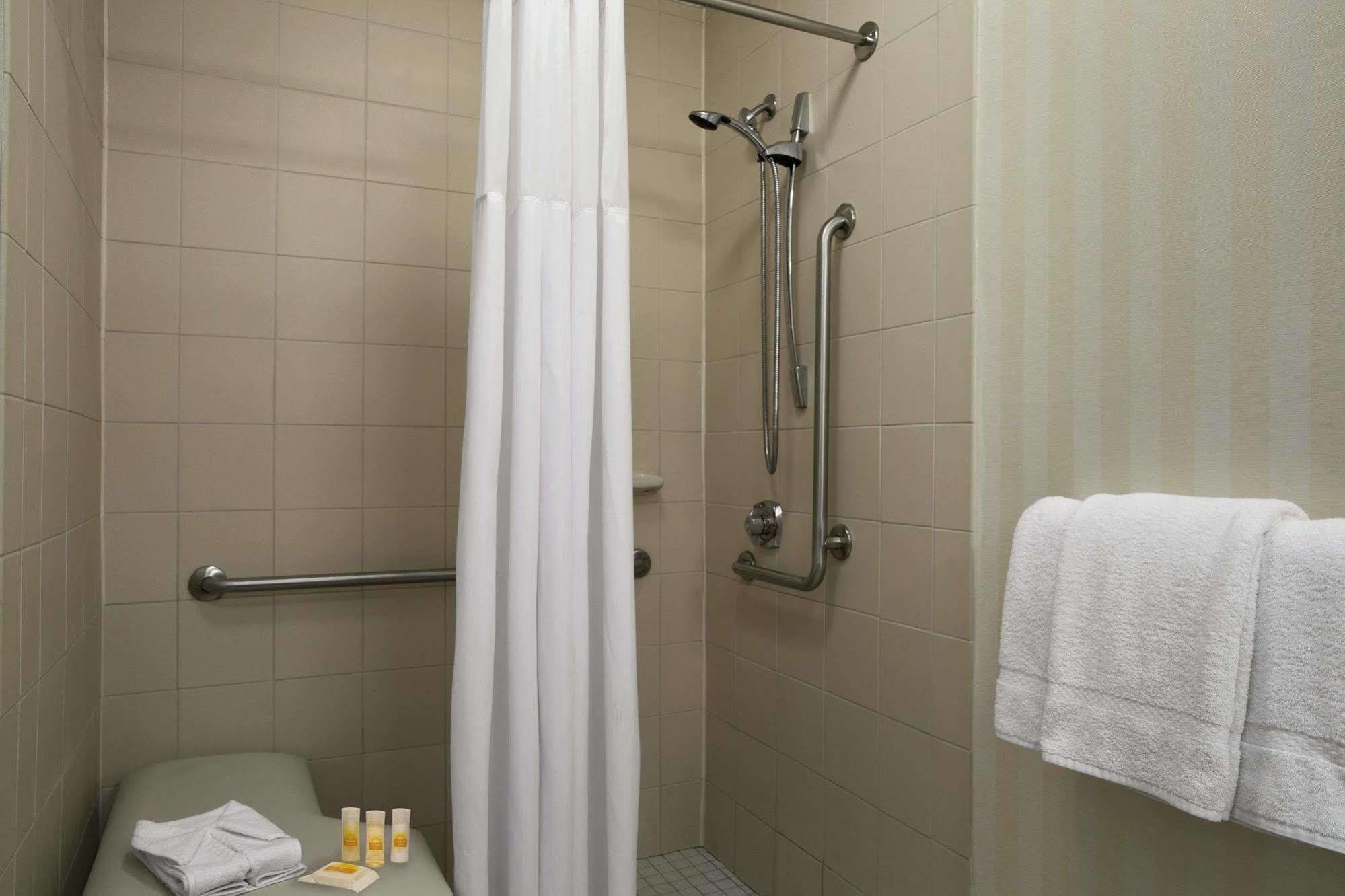 Days Inn By Wyndham Chattanooga/Hamilton Place Eksteriør bilde