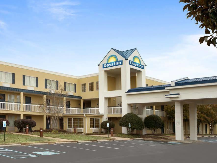 Days Inn By Wyndham Chattanooga/Hamilton Place Eksteriør bilde